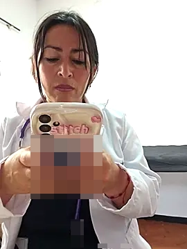 MARIANA-12_'s Webcam Show