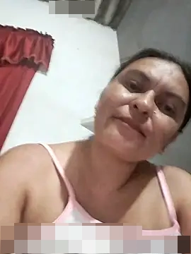 Horny-Mommy-Dirty's Webcam Show