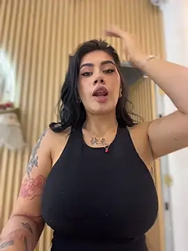 clarachanelricek's Webcam Show