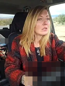 SheIsSomething's Webcam Show