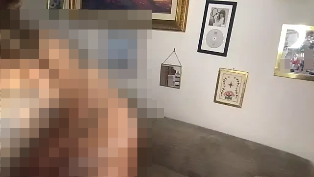 rose_puzzy69's Webcam Show