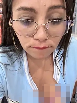 LIZ-06_'s Webcam Show