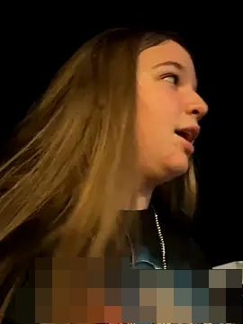 blondefun3818's Webcam Show