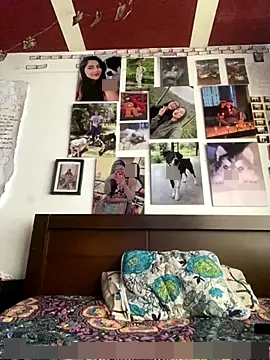 PamelaFtMia's Webcam Show