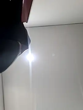 Emily-7_'s Webcam Show