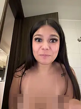 Alyshanon18's Webcam Show