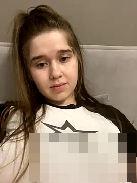 HornyGirlH's Webcam Show