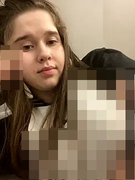 HornyGirlH's Webcam Show