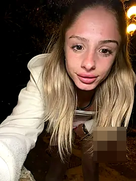 SophieVJ's Webcam Show