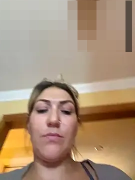 LittleMissEeve's Webcam Show