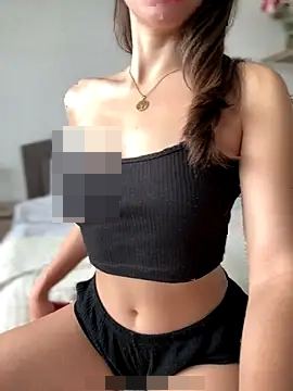 tina1your1's Webcam Show