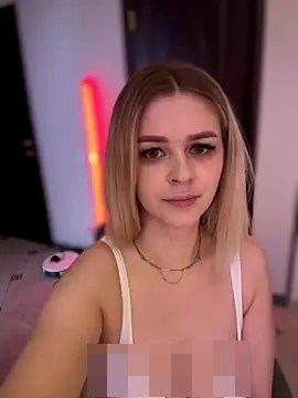 Love_Bri's Webcam Show