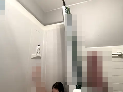 Snowbunnycake_131's Webcam Show