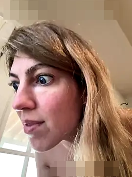 CelestialRuby's Webcam Show