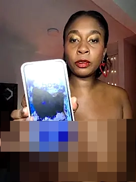 HanaThompson's Webcam Show