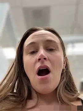 lunagirl13's Webcam Show