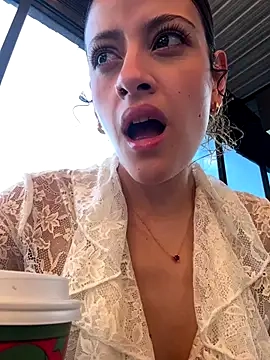 alana15's Webcam Show