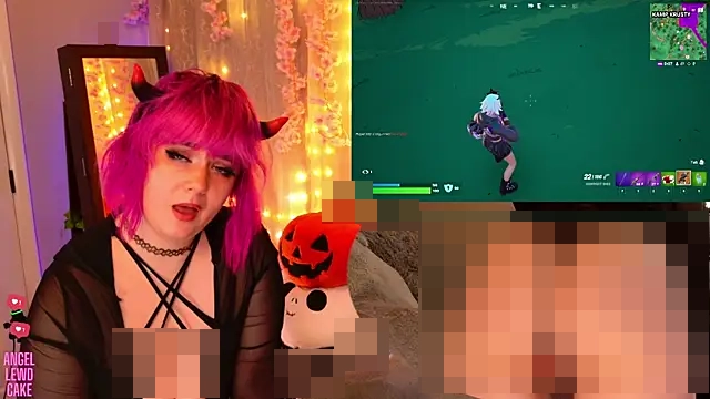 Angel-Lewd-Cake's Webcam Show