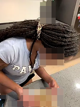 Your_Paris' Webcam Show