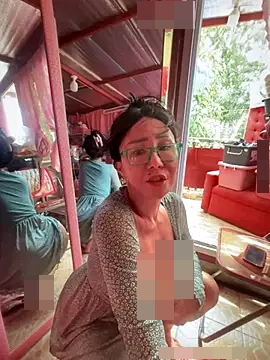 sweetieme's Webcam Show