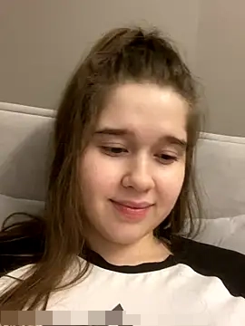 HornyGirlH's Webcam Show