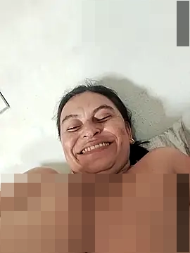 Horny-Mommy-Dirty's Webcam Show