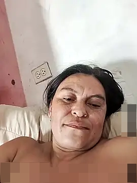 Horny-Mommy-Dirty's Webcam Show