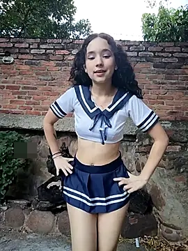 sweet_outdoor_charm's Webcam Show