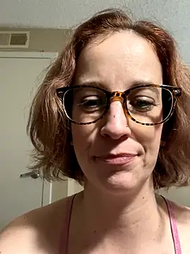 CreamedKitten's Webcam Show