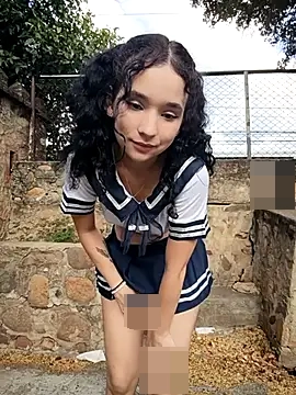 sweet_outdoor_charm's Webcam Show