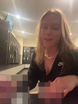 AllesandraLove's Webcam Show