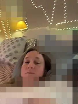 Vivian_MayXxX's Webcam Show