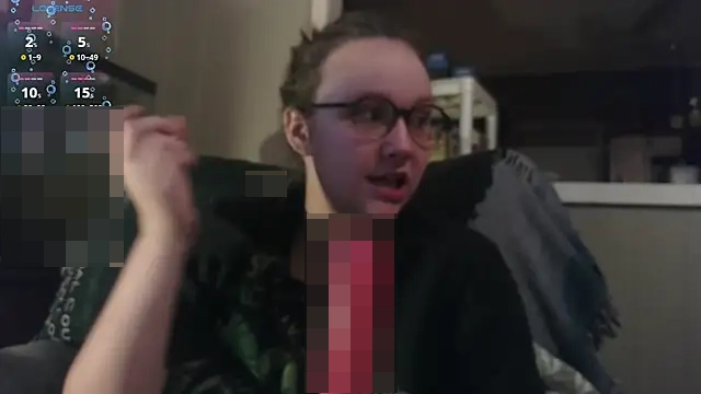 TurtleLady420's Webcam Show