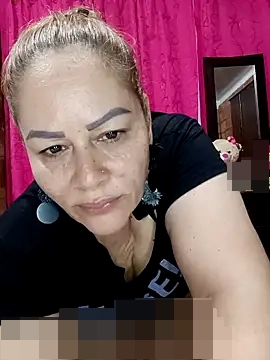 SluttyMilf79's Webcam Show