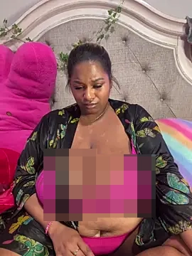 BigFineSelena's Webcam Show