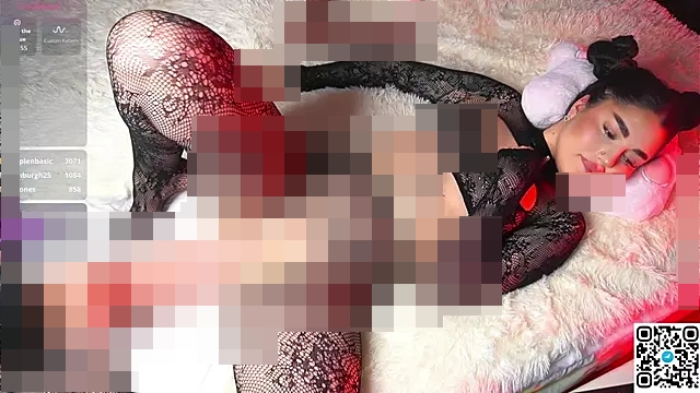 LilyBerryy's Webcam Show