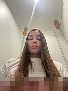 nicole111's Webcam Show