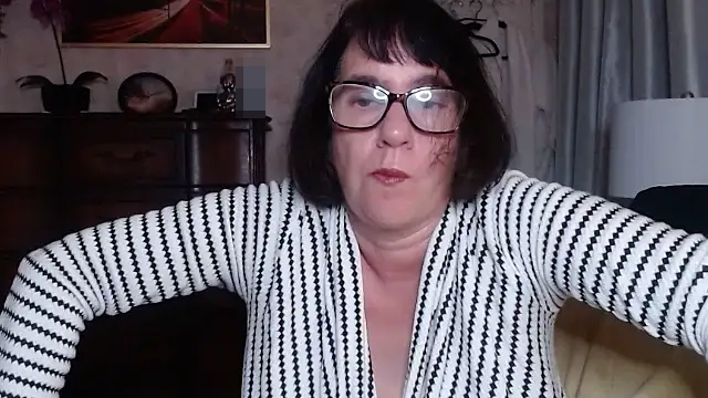 BigbustedBrenda's Webcam Show