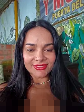 CataleyaRusso's Webcam Show