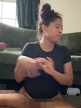 AshleyLoveee's Webcam Show