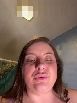 lairarose's Webcam Show