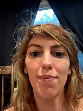 CelestialRuby's Webcam Show