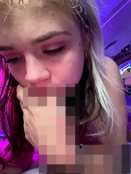 Cutiepiespanks' Webcam Show