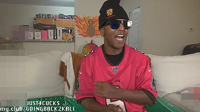 boomboomr00m's Webcam Show