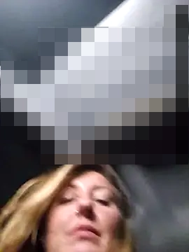 SheIsSomething's Webcam Show