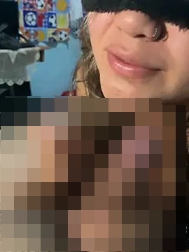 mtlvgirl's Webcam Show