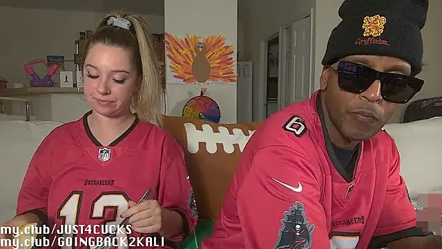 boomboomr00m's Webcam Show