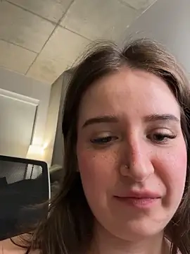 nerdynina's Webcam Show