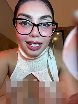 zui_lu's Webcam Show