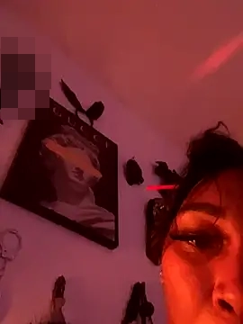 CUMQUEEN-XXX69's Webcam Show